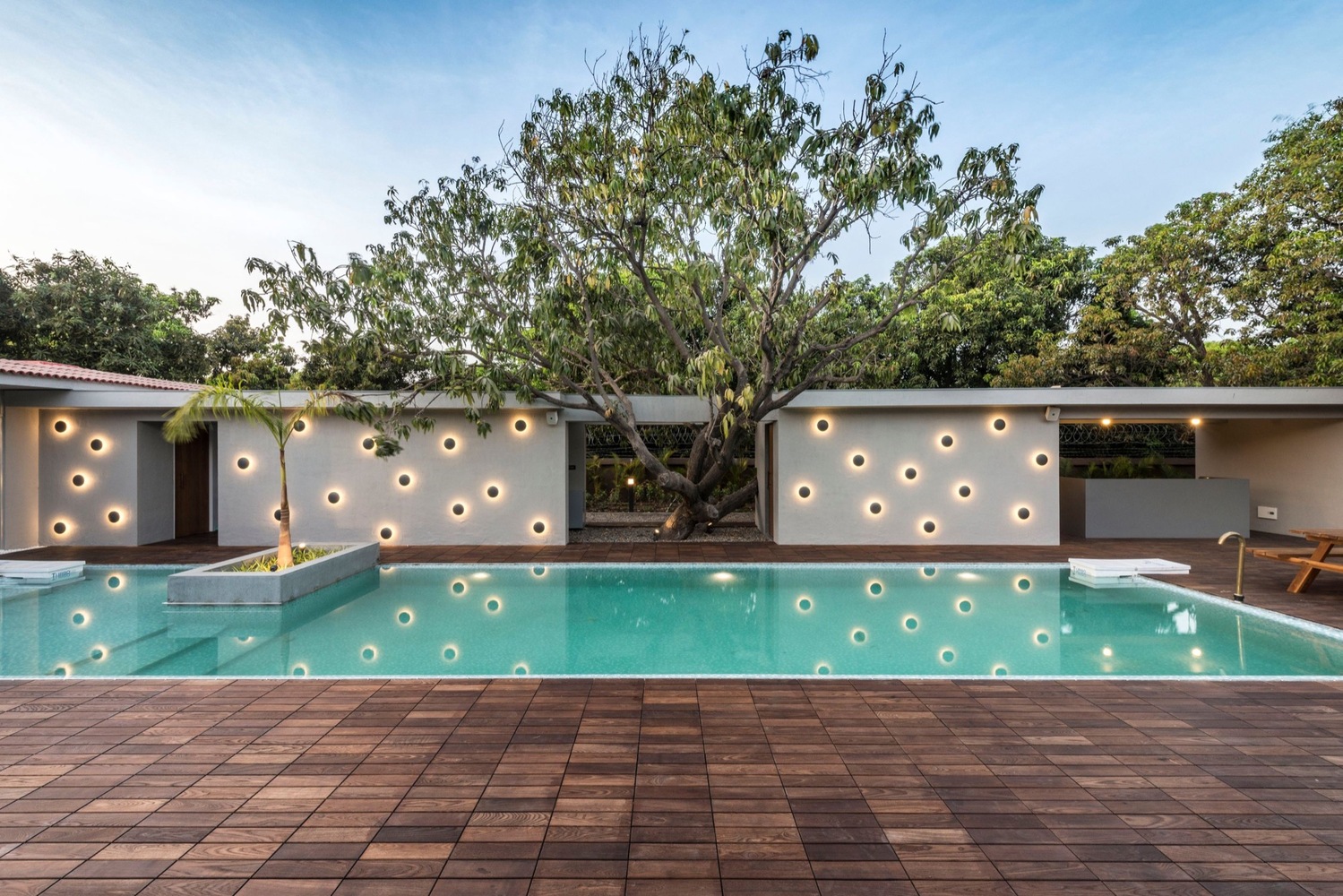 Urveel（树木环绕的印度热带住宅）-47