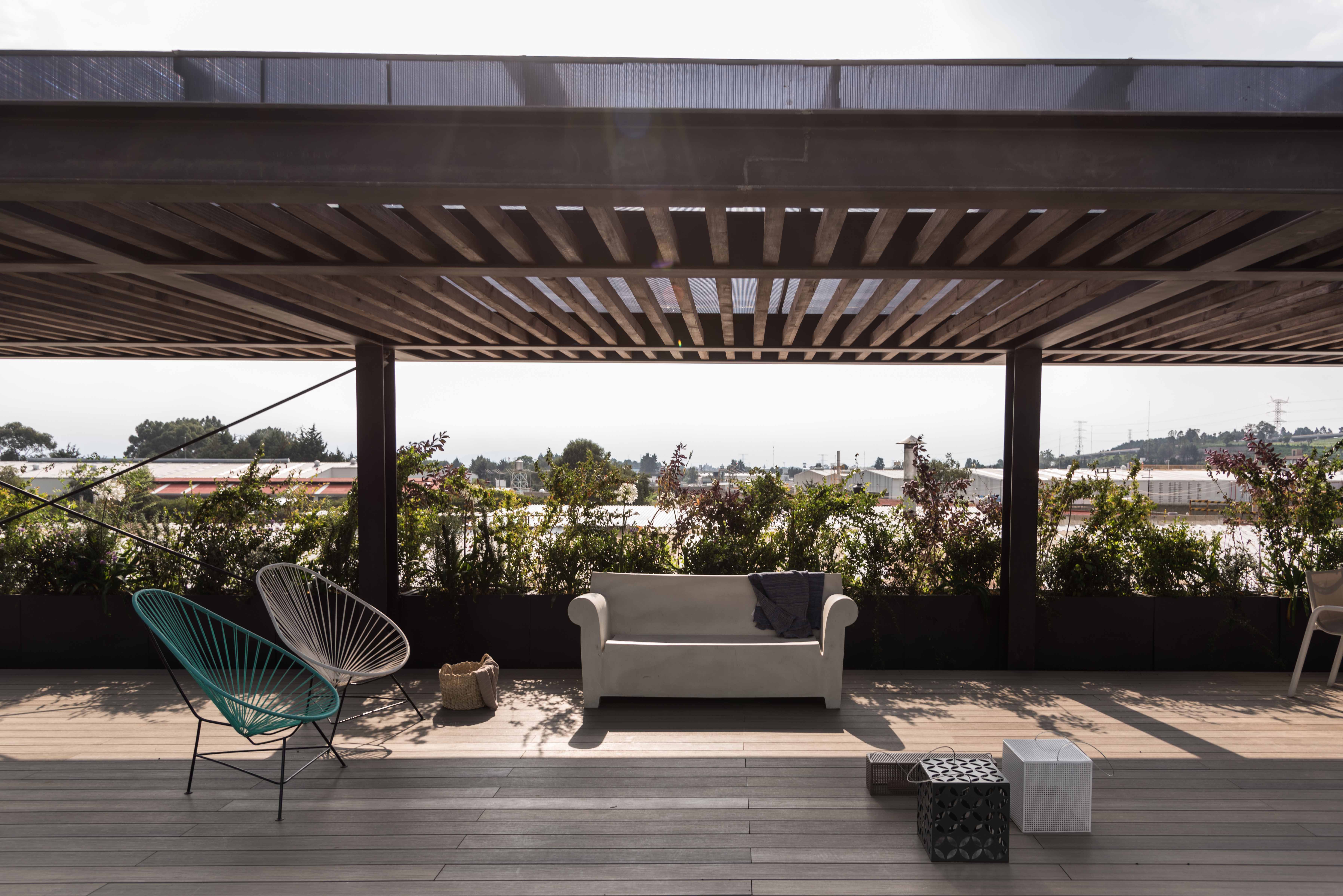 更新中的工厂-20