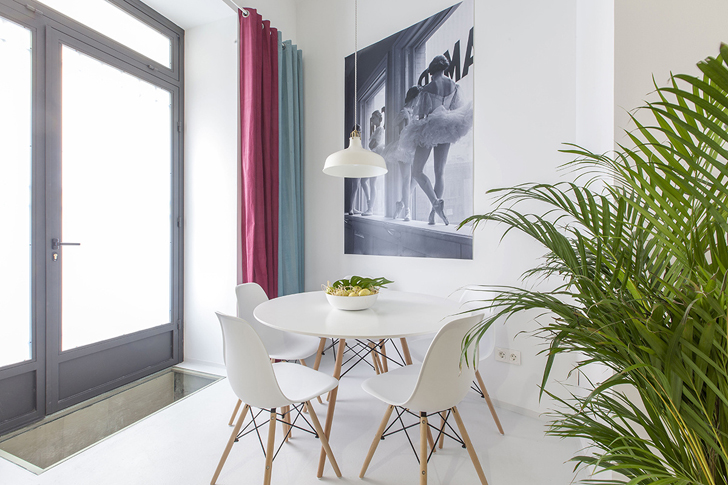 马德里公寓翻新，植物点亮空间-1