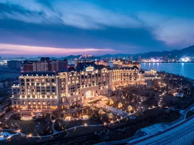 亚泰国际打造东方影都主题酒店-13