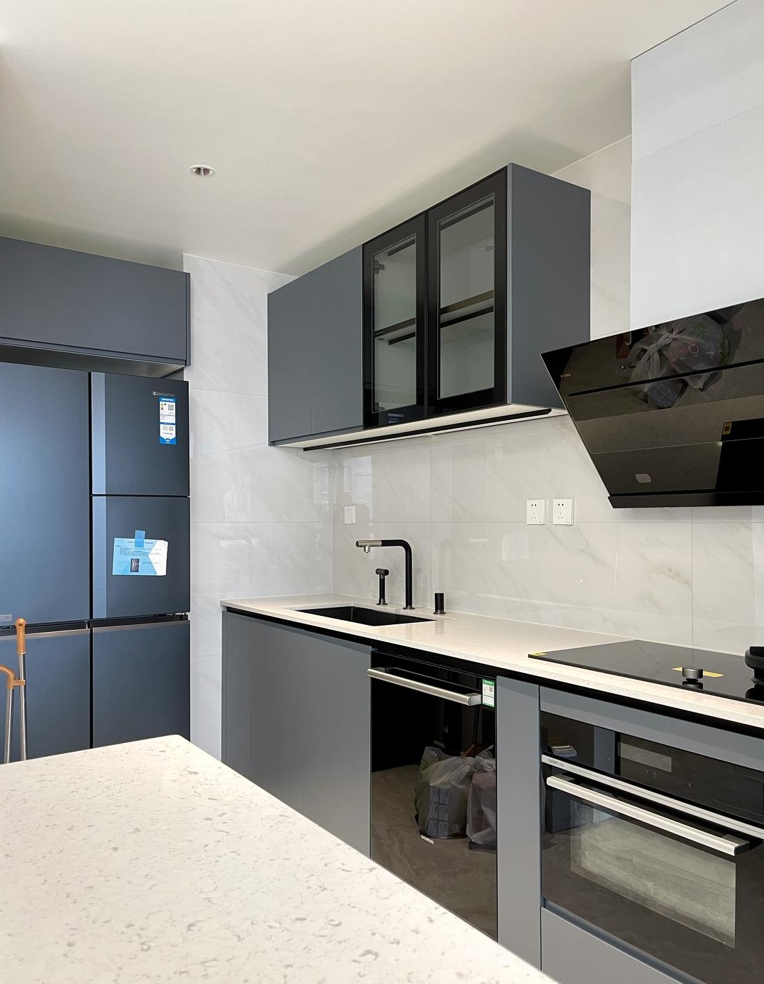 小户型现代轻奢设计典范-2