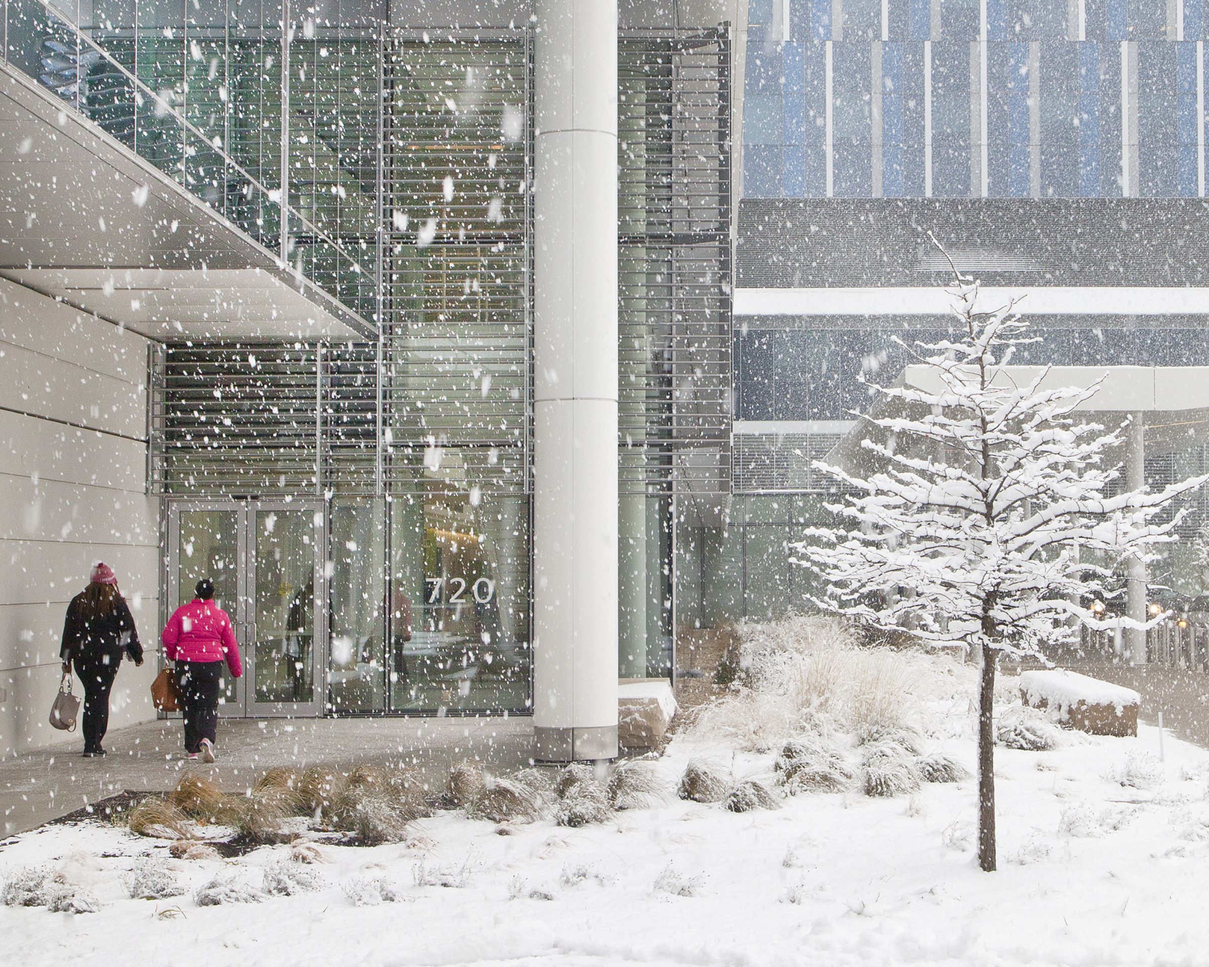 埃斯肯纳齐健康医院的共同基础和天空农场-19