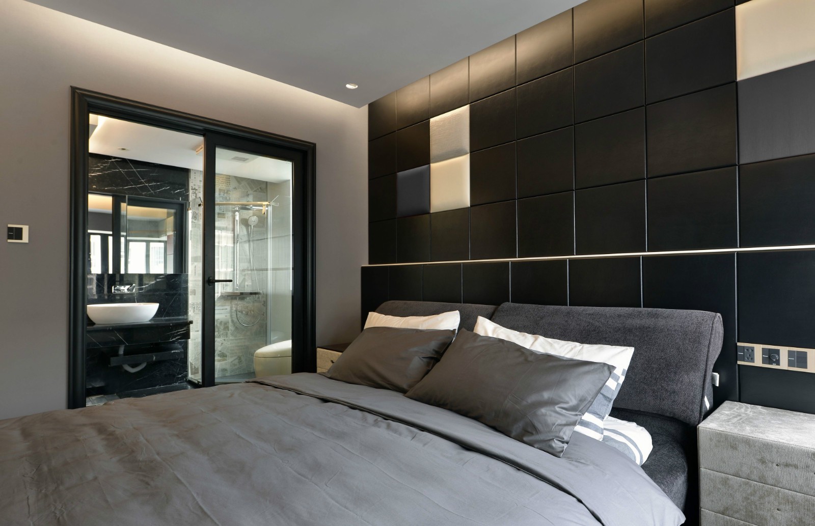 黑白灰艺术之美·舒适简约室内设计案例-14