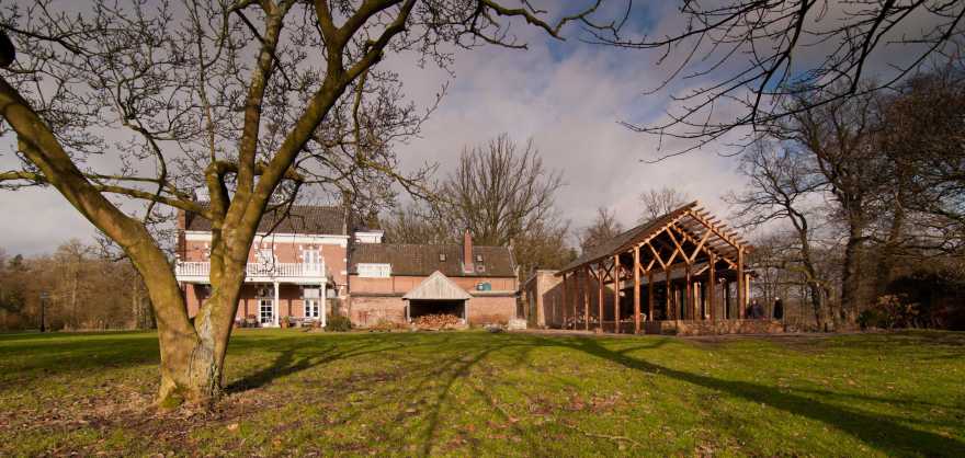 荷兰多梅勒河木材展馆 历史与现代的完美融合-7