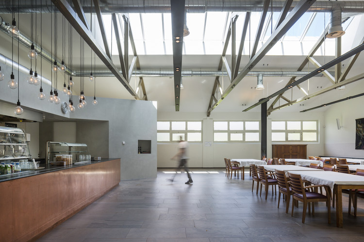 荷兰耶稣会省新住宅-11