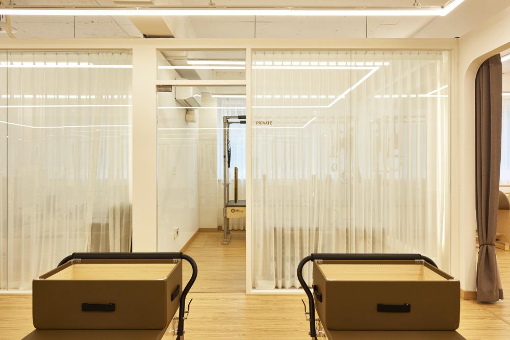 首尔 40 坪现代白色空间设计-17