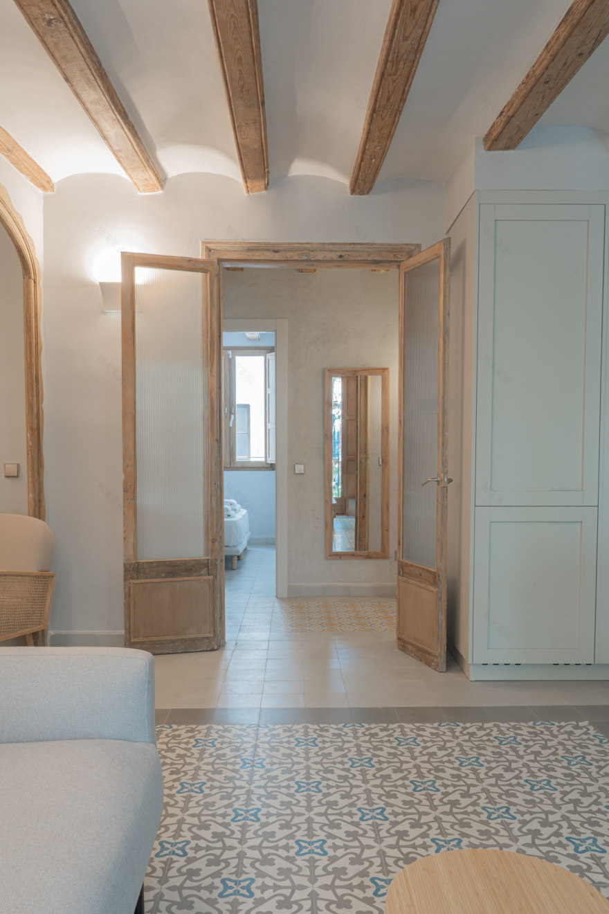 巴塞罗那兰布拉大道公寓室内设计与照明项目丨西班牙巴塞罗那-2