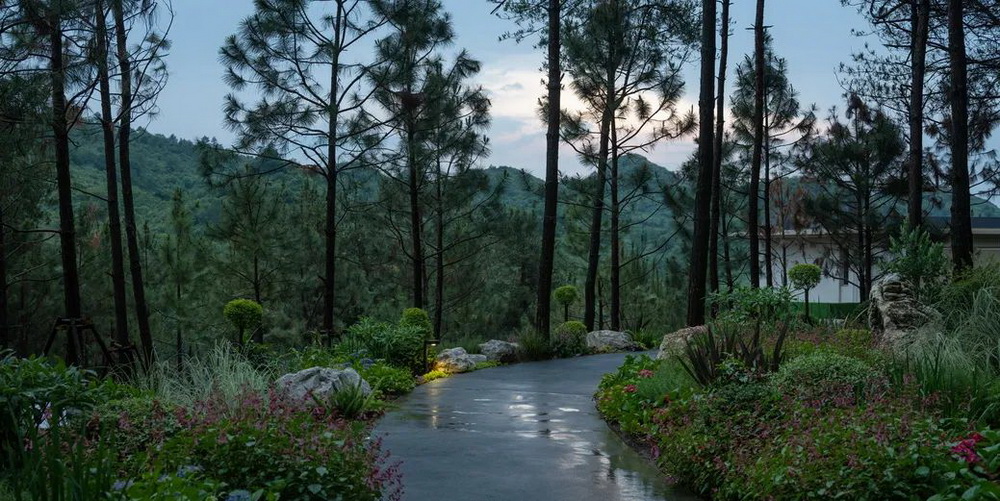 贵阳绿城·春风燕语温泉康养小镇丨中国贵州丨metrostudio 迈丘设计-45