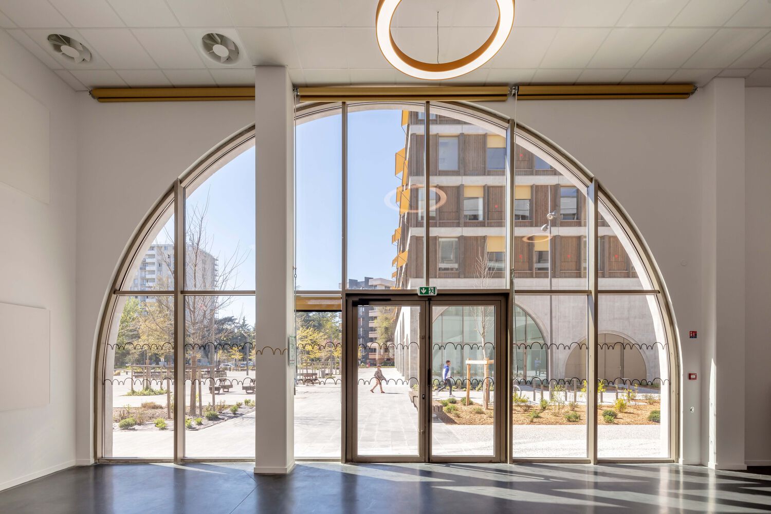 法国 Saragosse 社区 Laherrère 中心丨CoBe（主建筑师）和 WEEK（联合承包商）-9