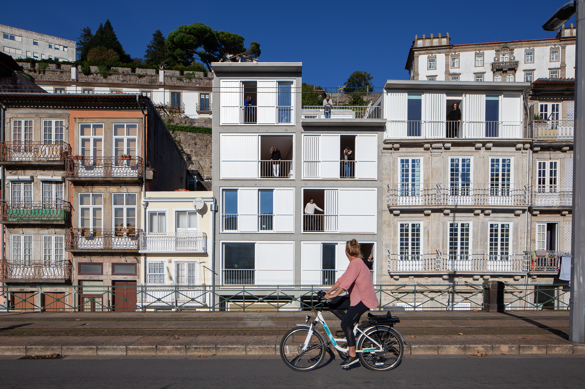 Miragaia 住宅综合体丨葡萄牙波尔图丨Menos é Mais Arquitectos-28