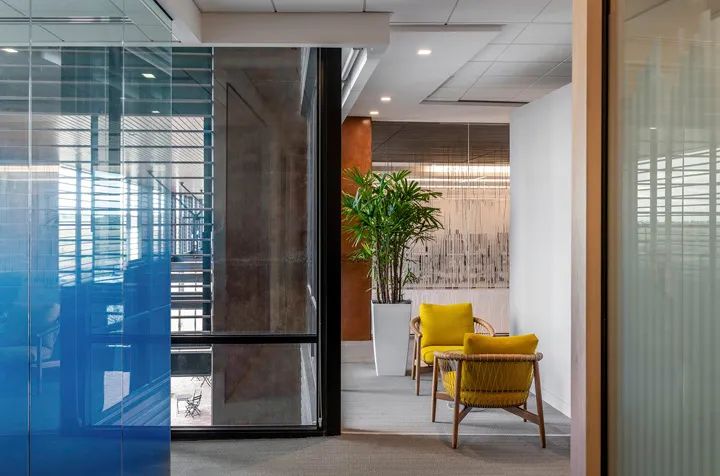 诺基亚达拉斯总部设计 | 跨学科团队协作的开放式空间-17