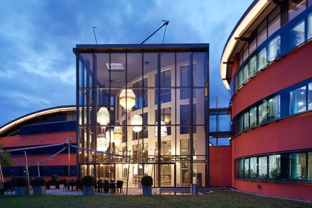 黑伦贝格设计新纪元 | 罗马·克 lis 设计公司的成功之路-68