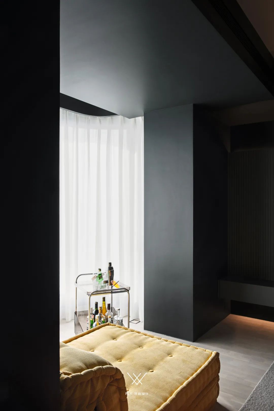 黑镜·颜色 · 极简家居艺术设计丨中国杭州丨菲拉设计-30