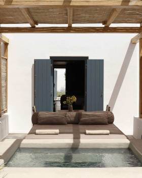 Branco Luxurious Hotel in Mykonos Design K-STUDIO