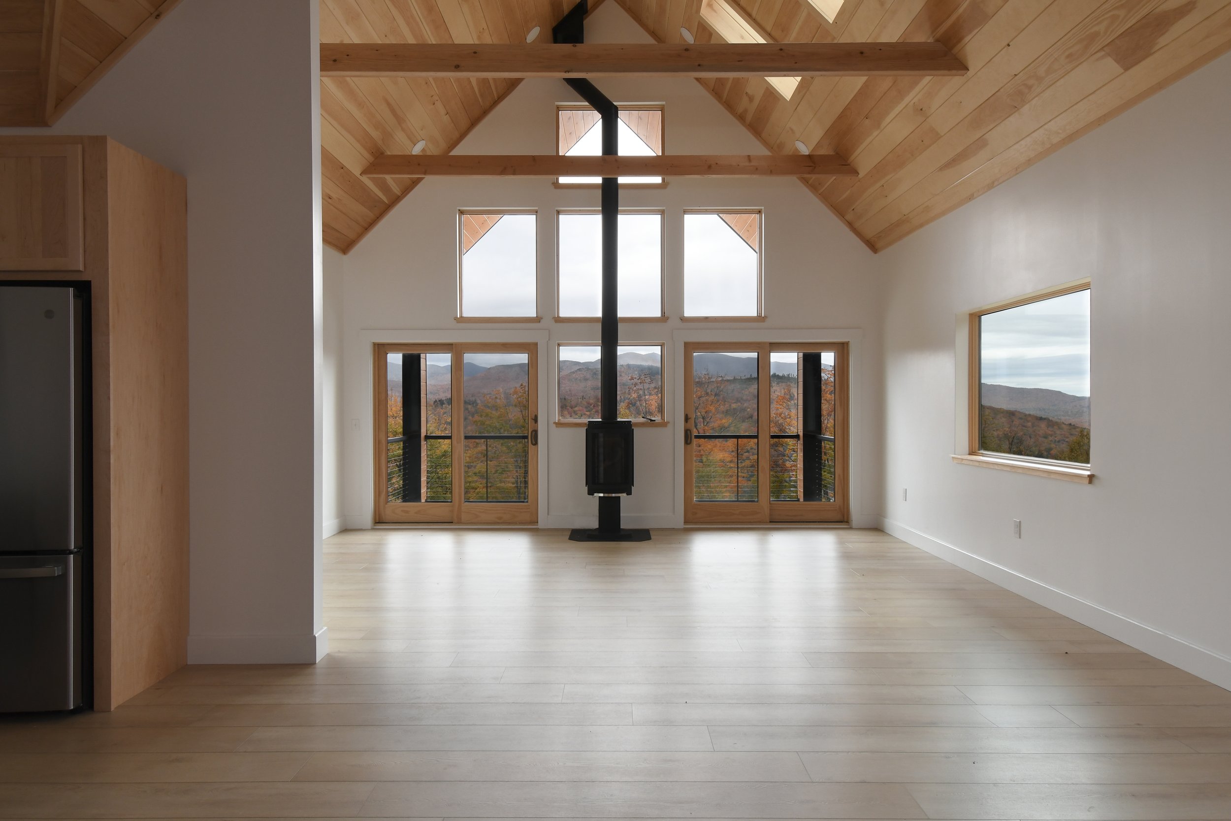 Kingfield Mountain Spec Home — Meldrum Design-17