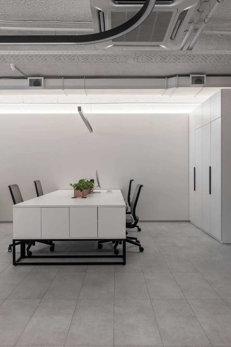 圣披德堡现代小工具风格办公室设计-19