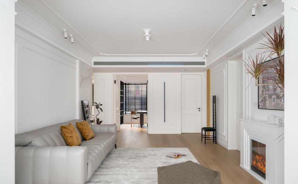 法式线条与简约空间的完美融合-10