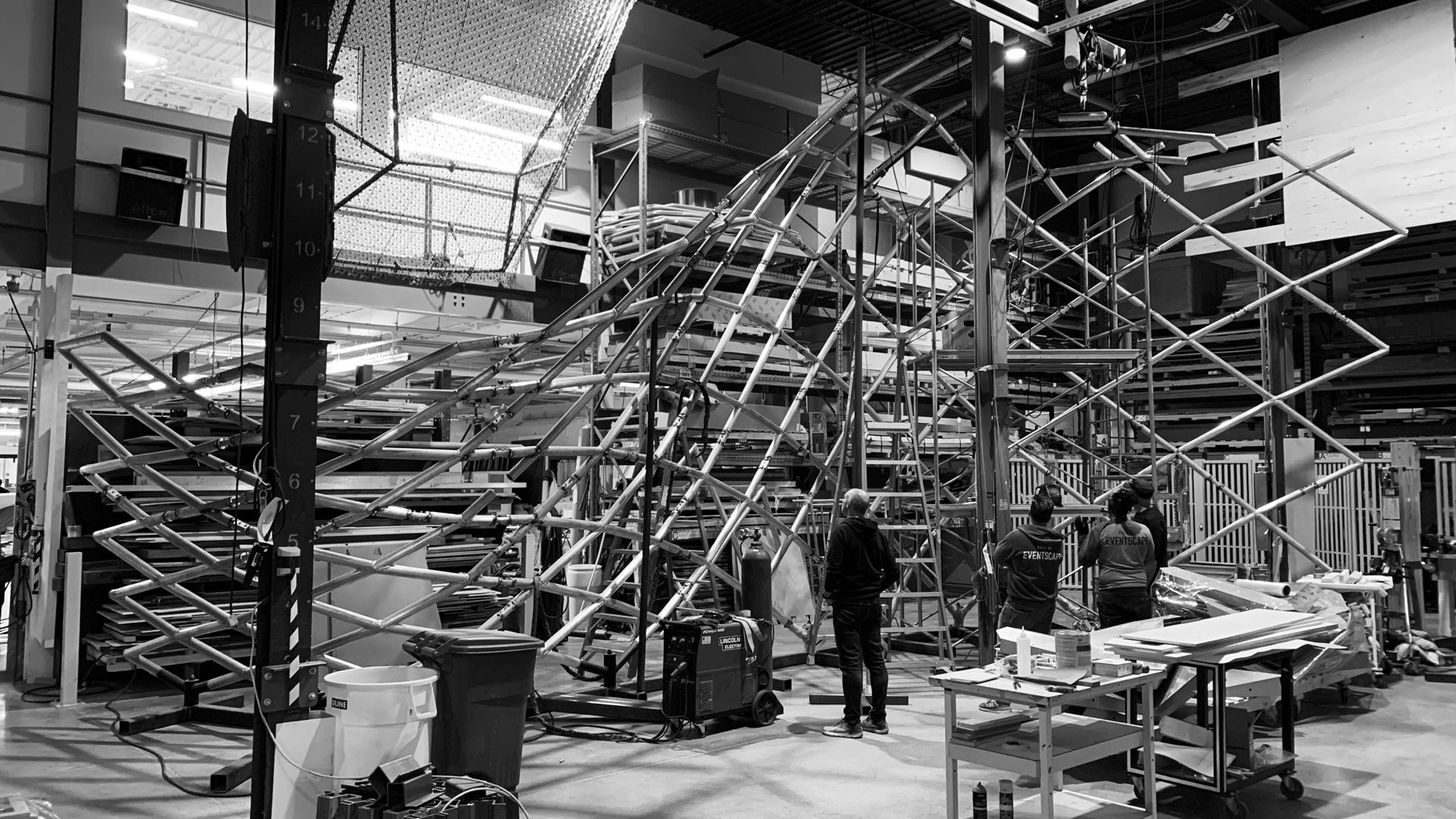 SKY LOBBY SECURITY SCREEN | Eventscape-6