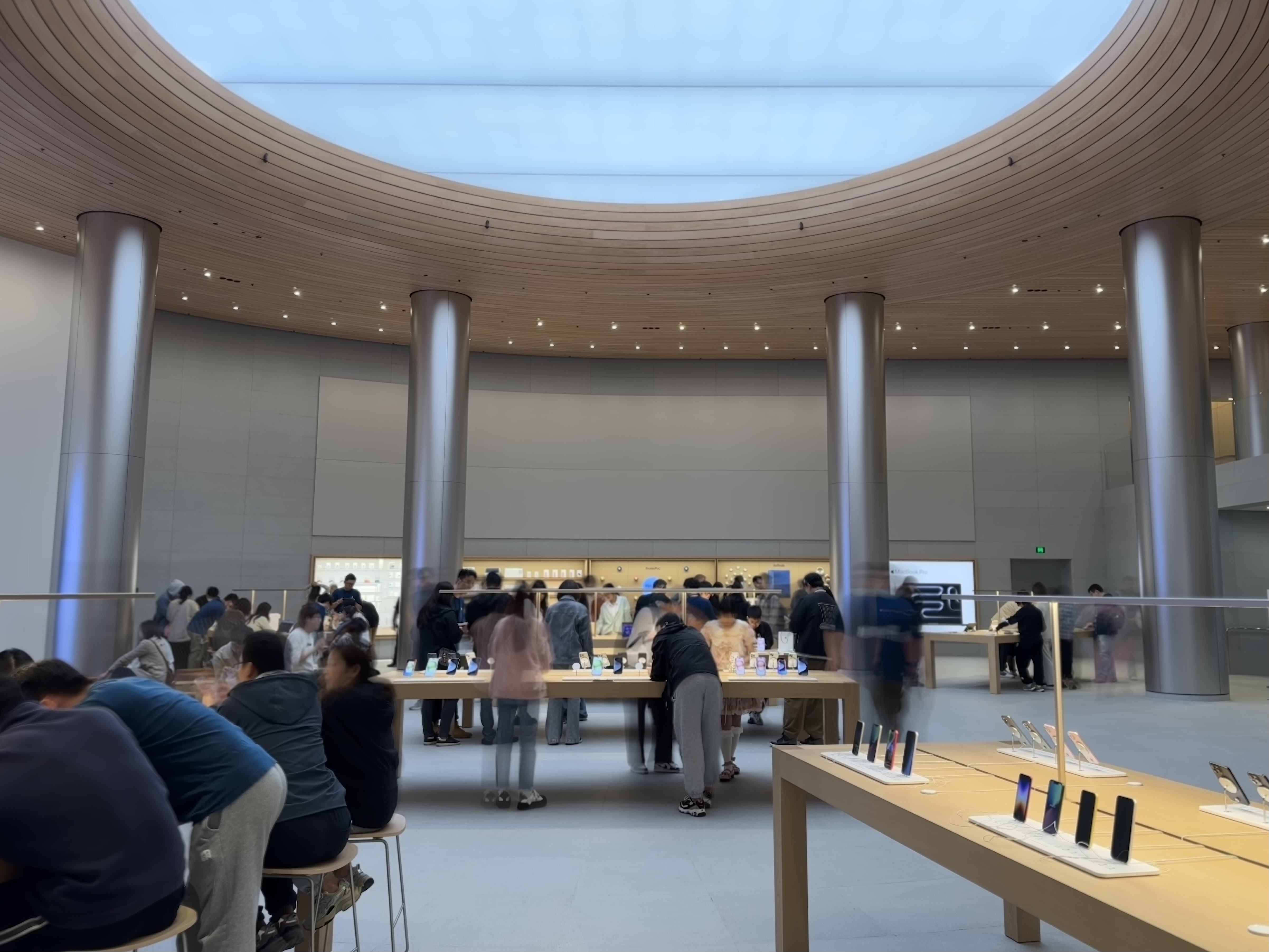 Apple Store design that combines the landscape-6