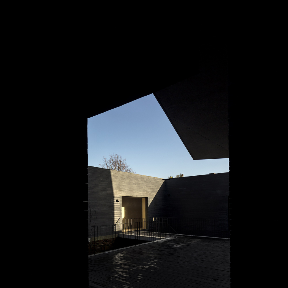 葡萄牙 RPFV House | 融入自然景观的乡村别墅-64