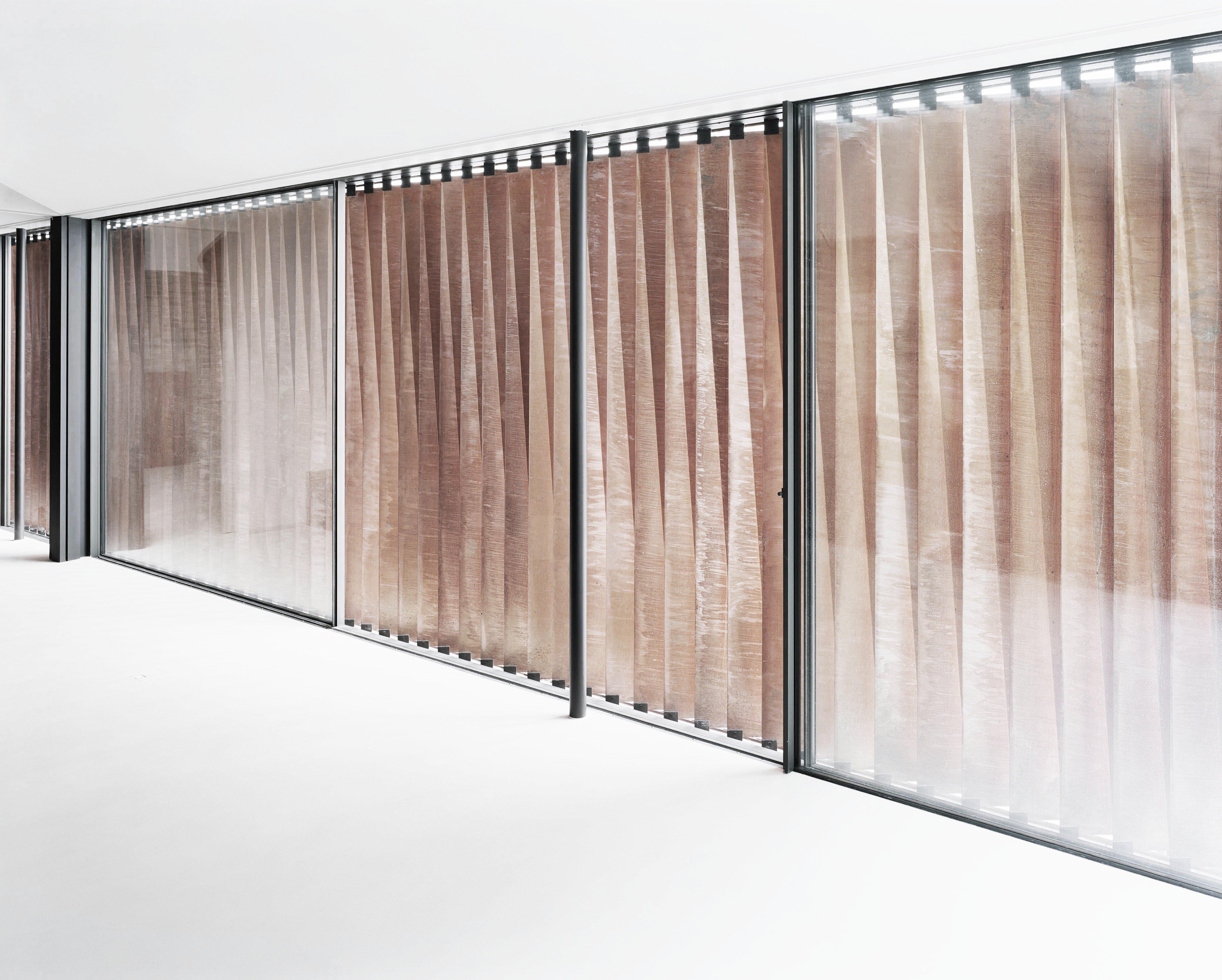 废弃庭院重生，库珀屋顶点亮现代空间-15