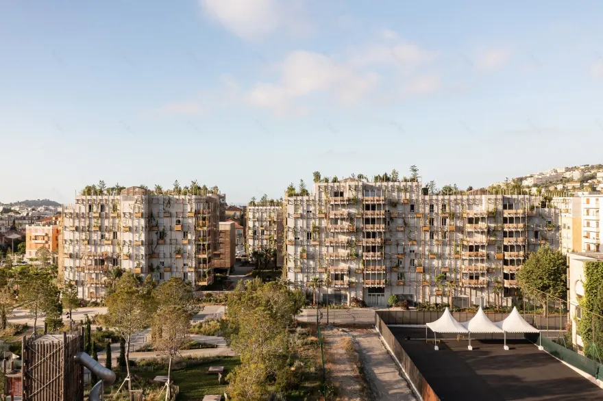 法国尼斯“雷区”城市综合体-28