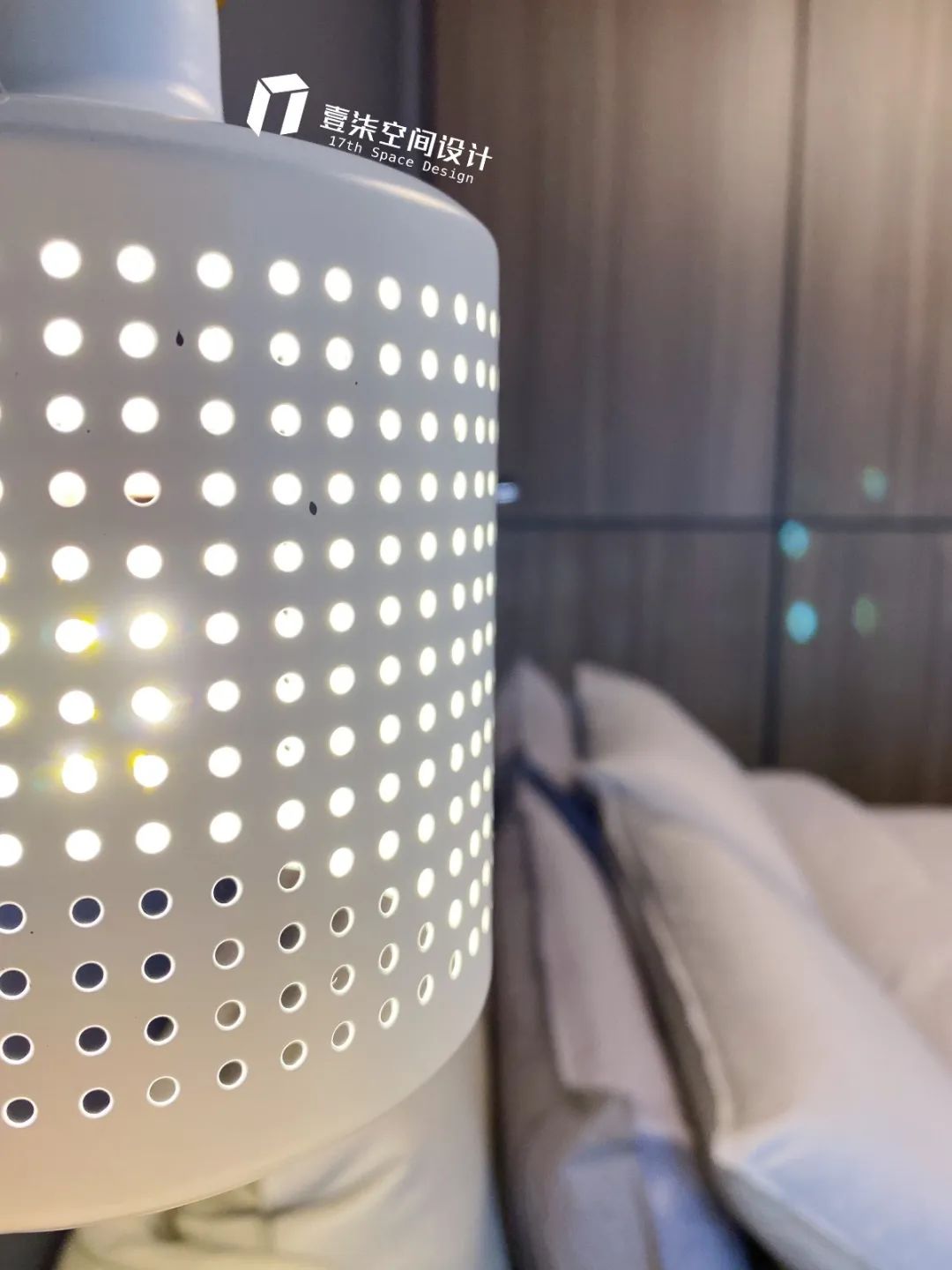 大学新生的现代生活容器-64