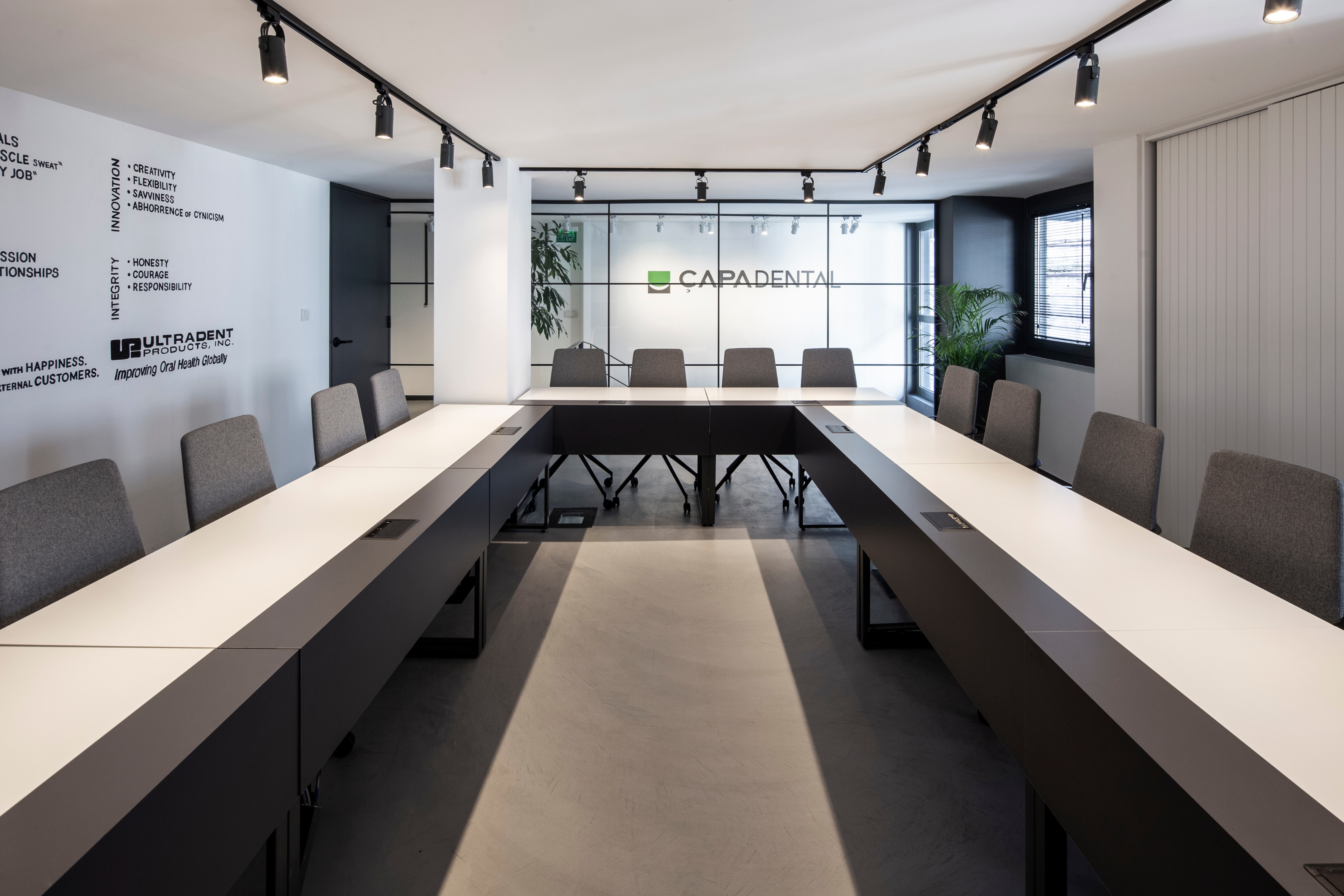 恰帕牙科展厅和商店-21