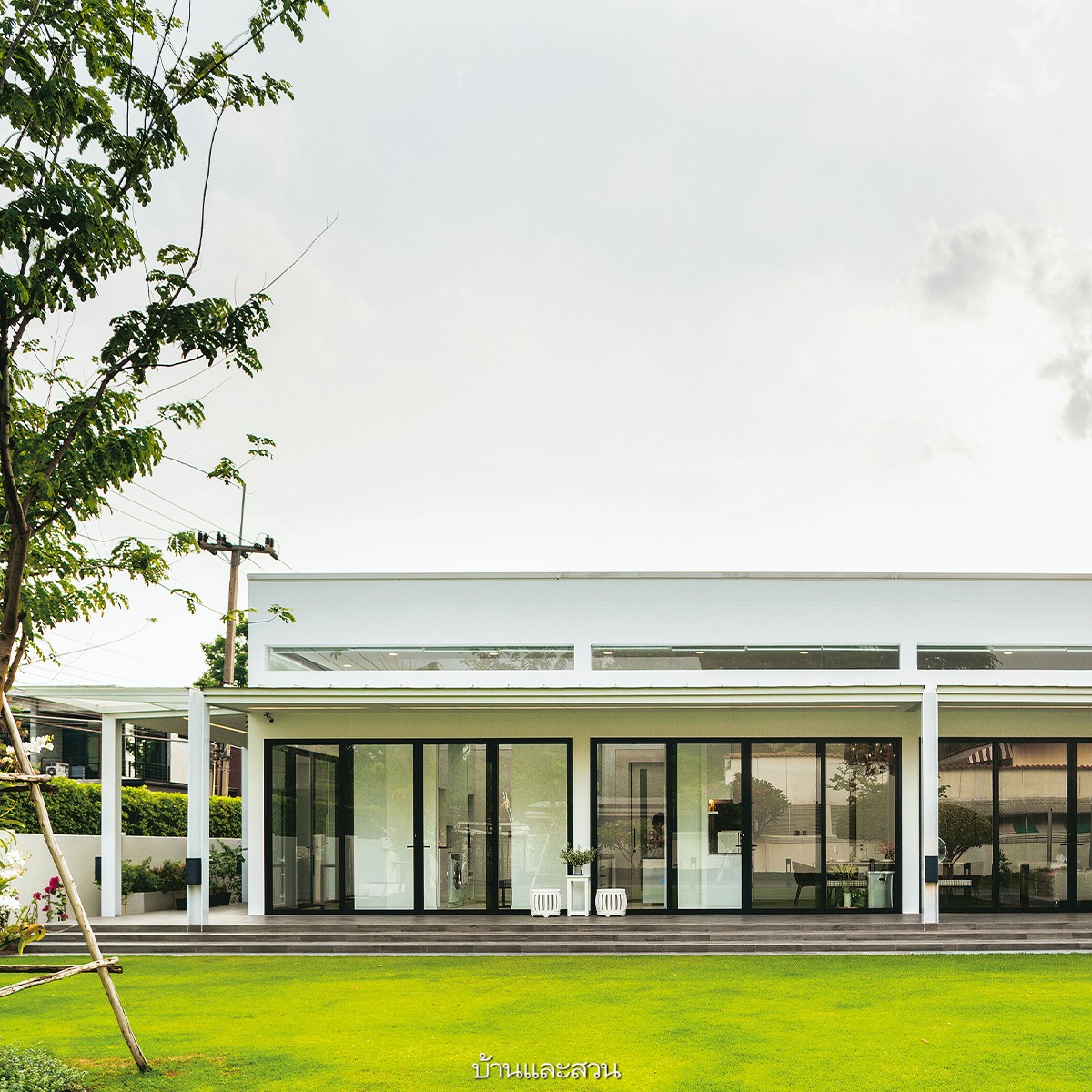 แบบบ้านวัยเกษียณสไตล์โมเดิร์น เรียบง่าย อยู่สบาย - บ้านและสวน-6