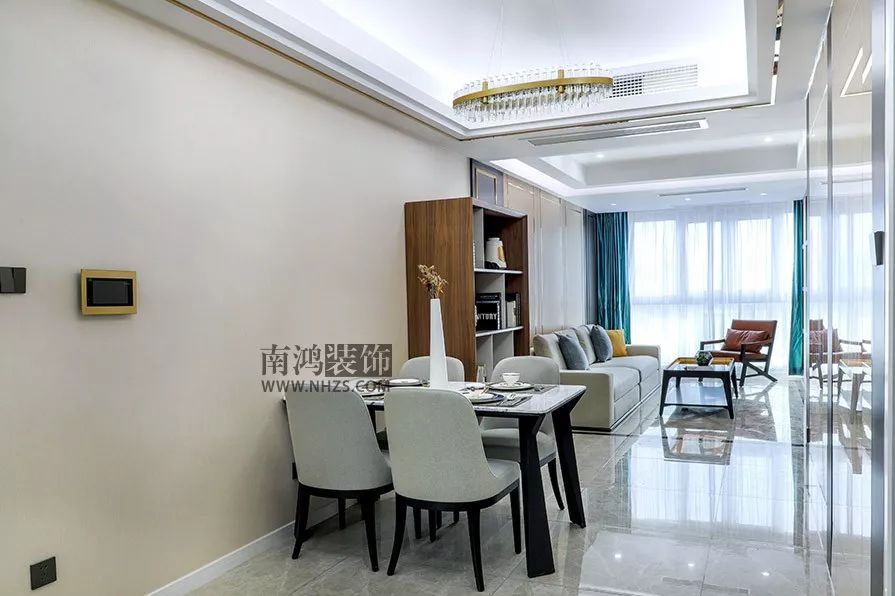 杭州公馆 90㎡现代轻奢空间，窄框线++ 金属元素引领潮流-14