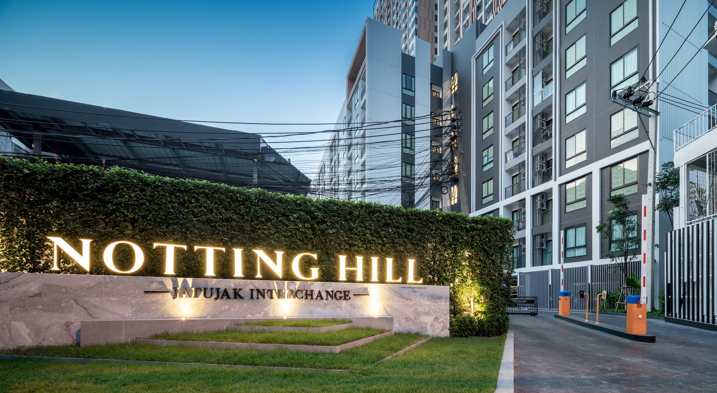 乍都乍诺丁山换乘站-5