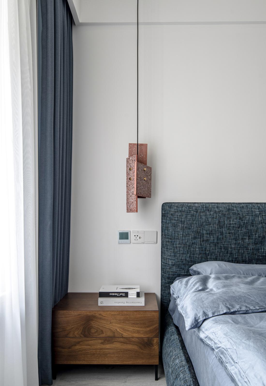 黑色金属与原木的精致融合-17