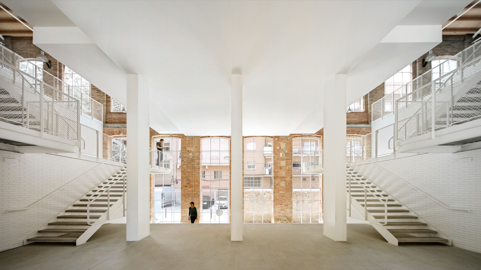 巴塞罗那百年纺织厂改造，创新住宅空间-19