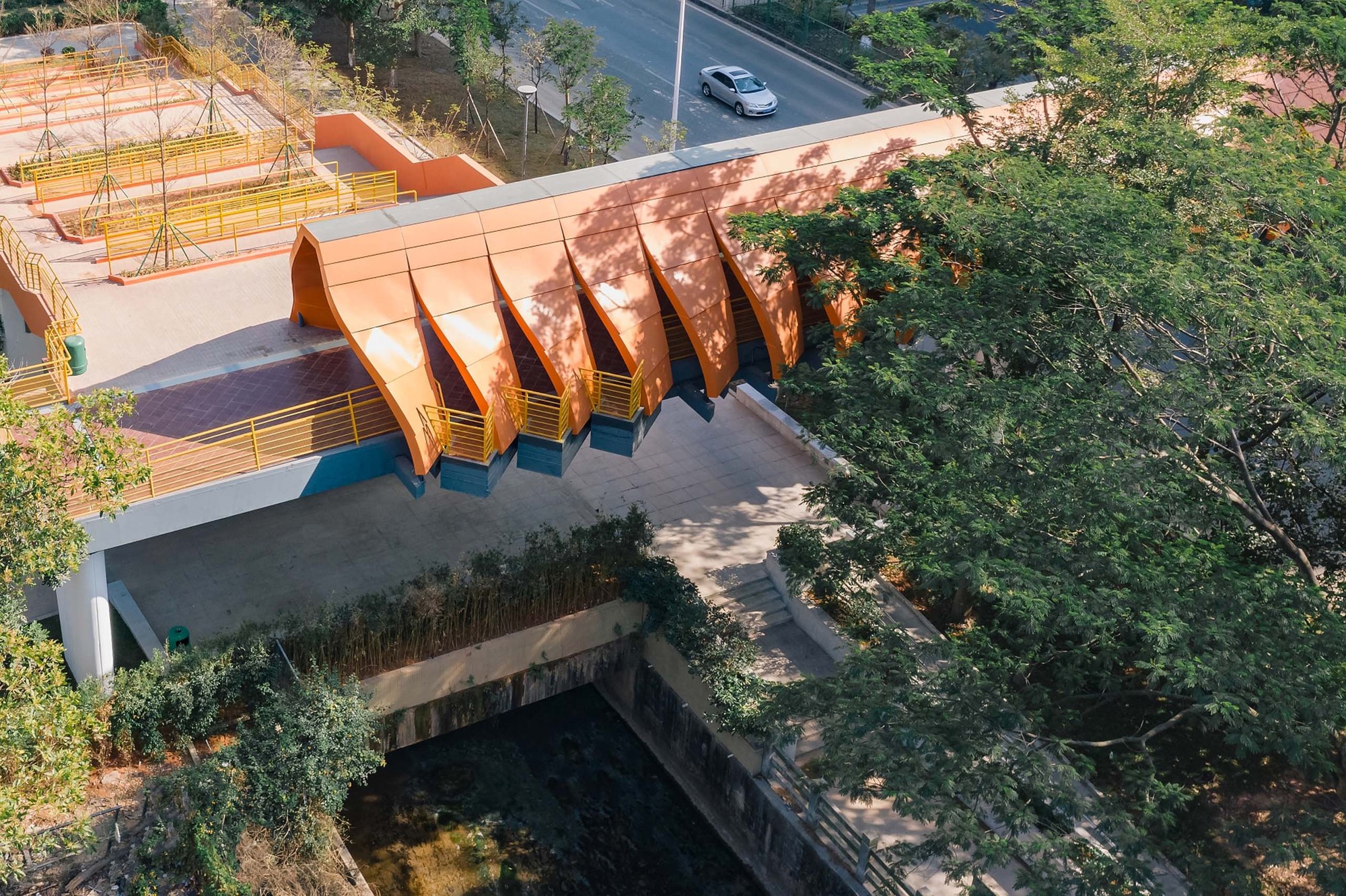 长安实验小学校园人行天桥丨中国东莞丨筑道建筑设计工作室-13