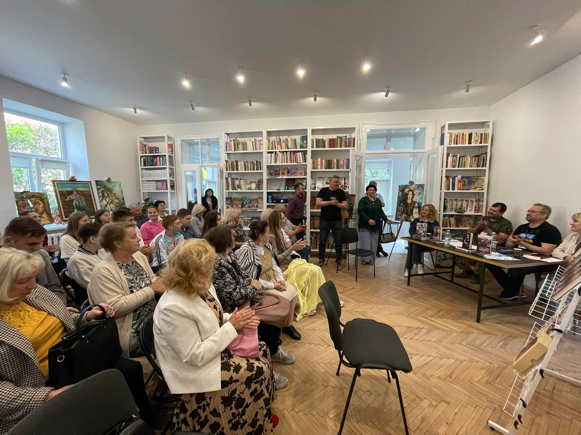 Городок 社区共创中心丨乌克兰利沃夫-62