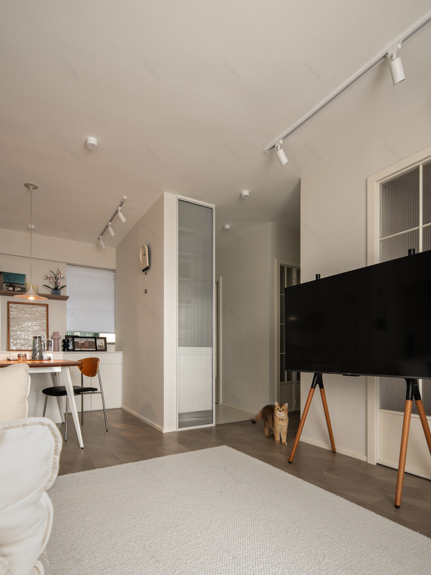 自由式客厅+日式四分离,治愈系的二人一猫-87