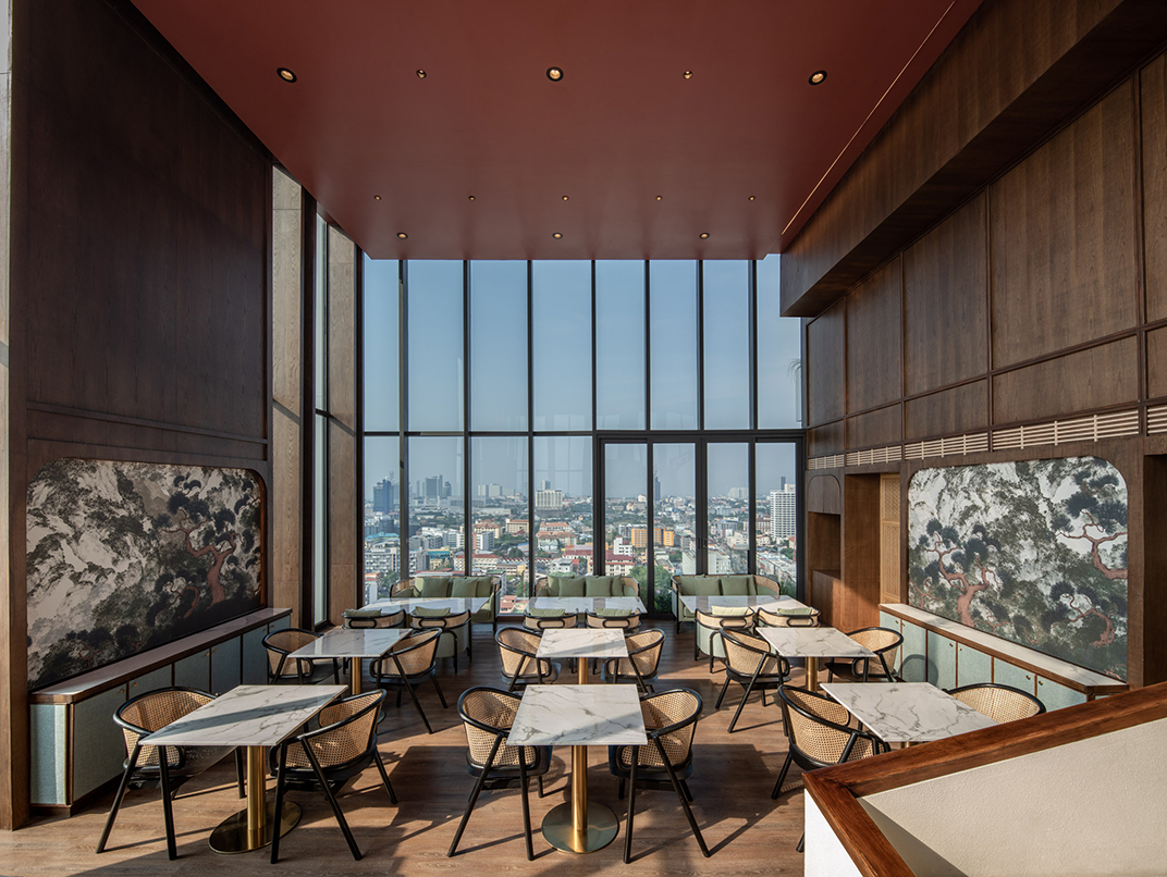 日本树木雕刻元素餐厅,泰国,曼谷 Designed by Tastespace.co - 酒吧餐厅 - 餐厅LOGO-VI空间设计-全球餐饮研究所-2