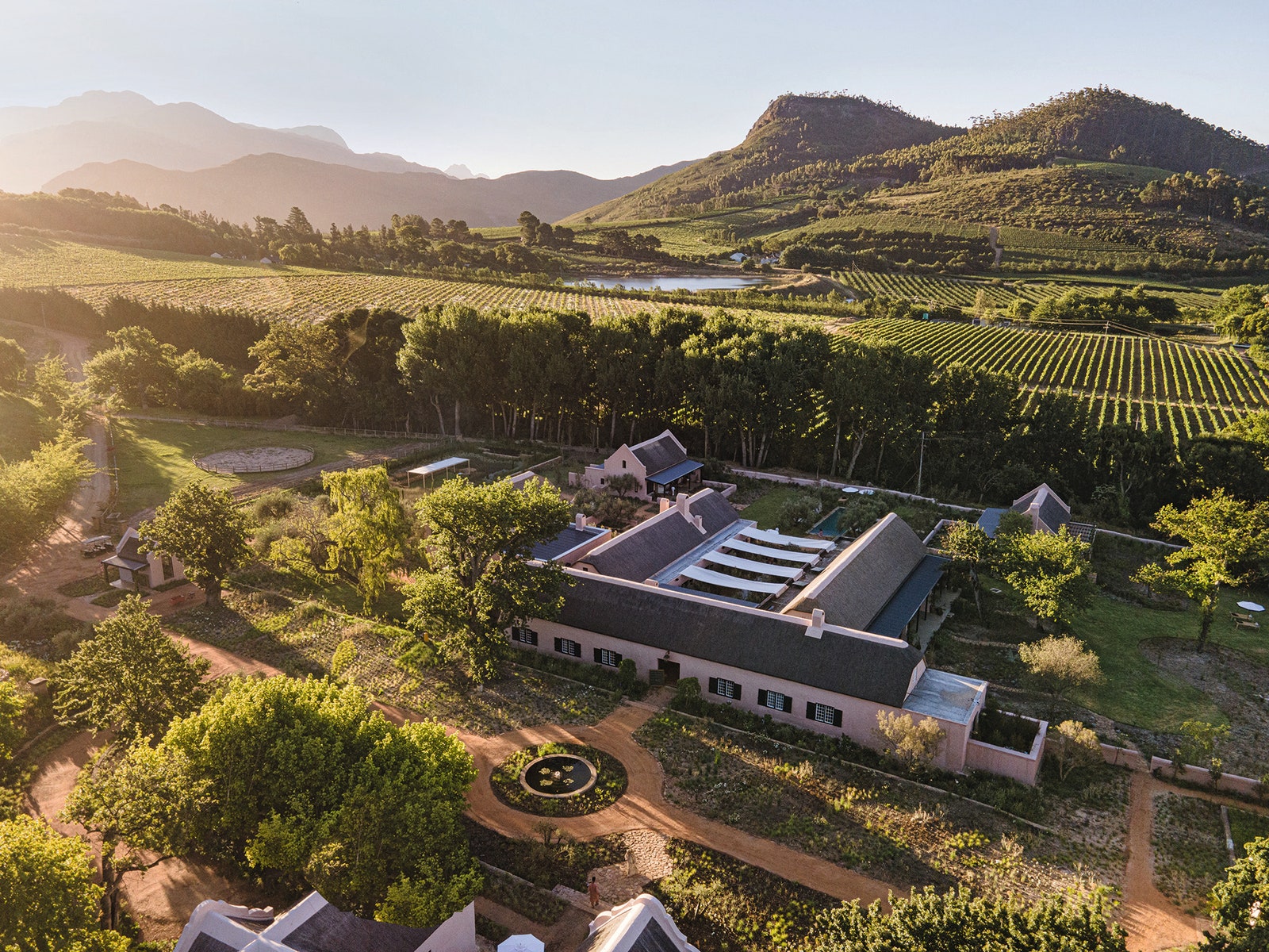 南非酒庄中的世外桃源-3