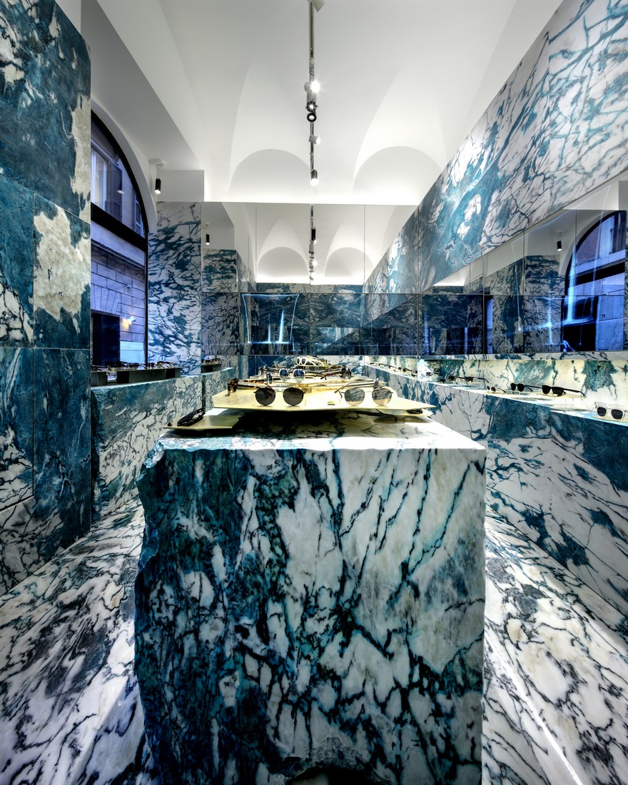 Hawkers Rome Store by CuldeSac Custom Retail-9