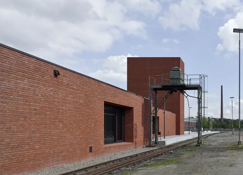 德国铁路博物馆新接待大楼,工业风设计致敬历史,引领未来-18