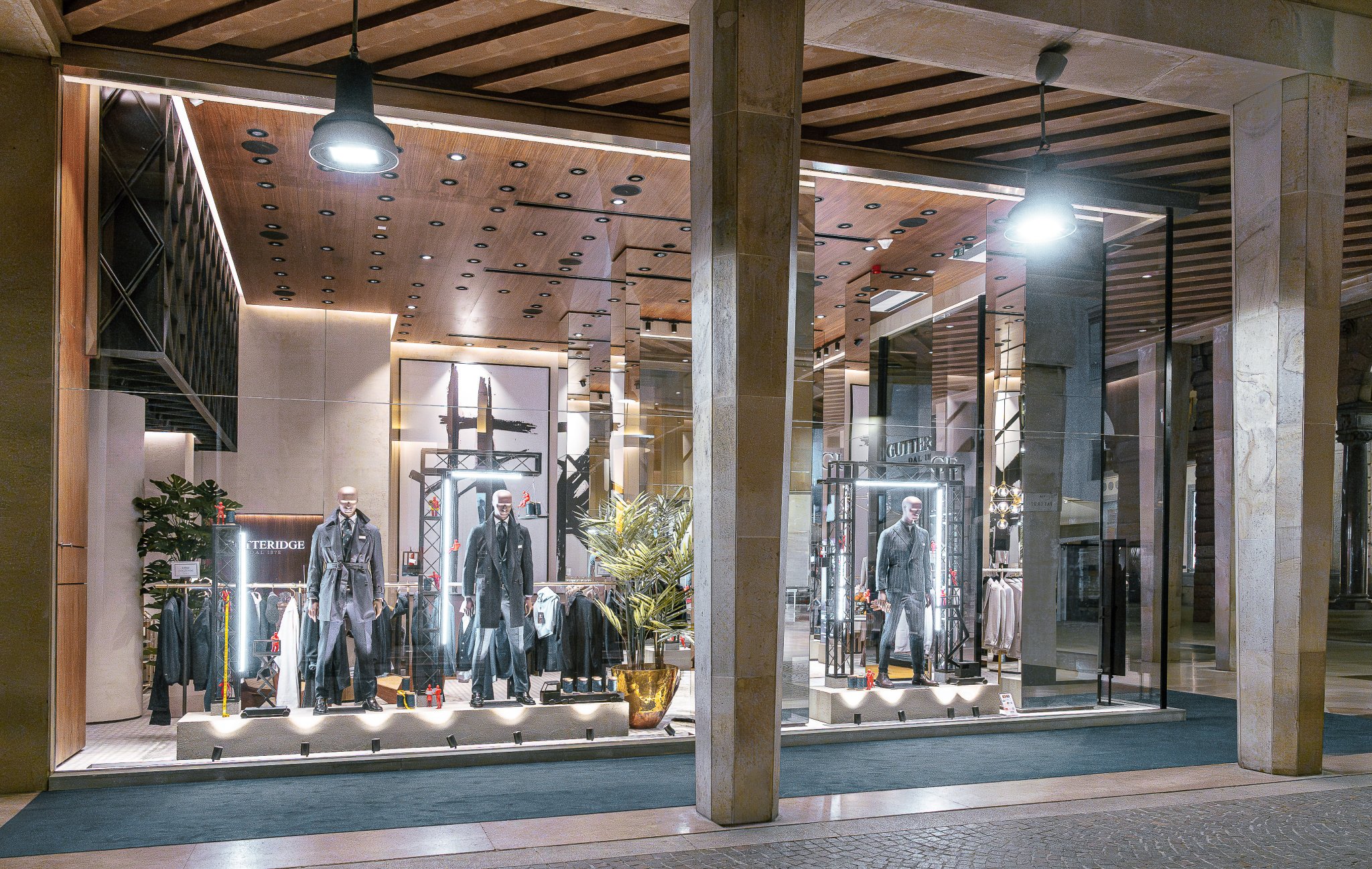Gutteridge Corso Vittorio Emanuele Milano Flagship Store-21