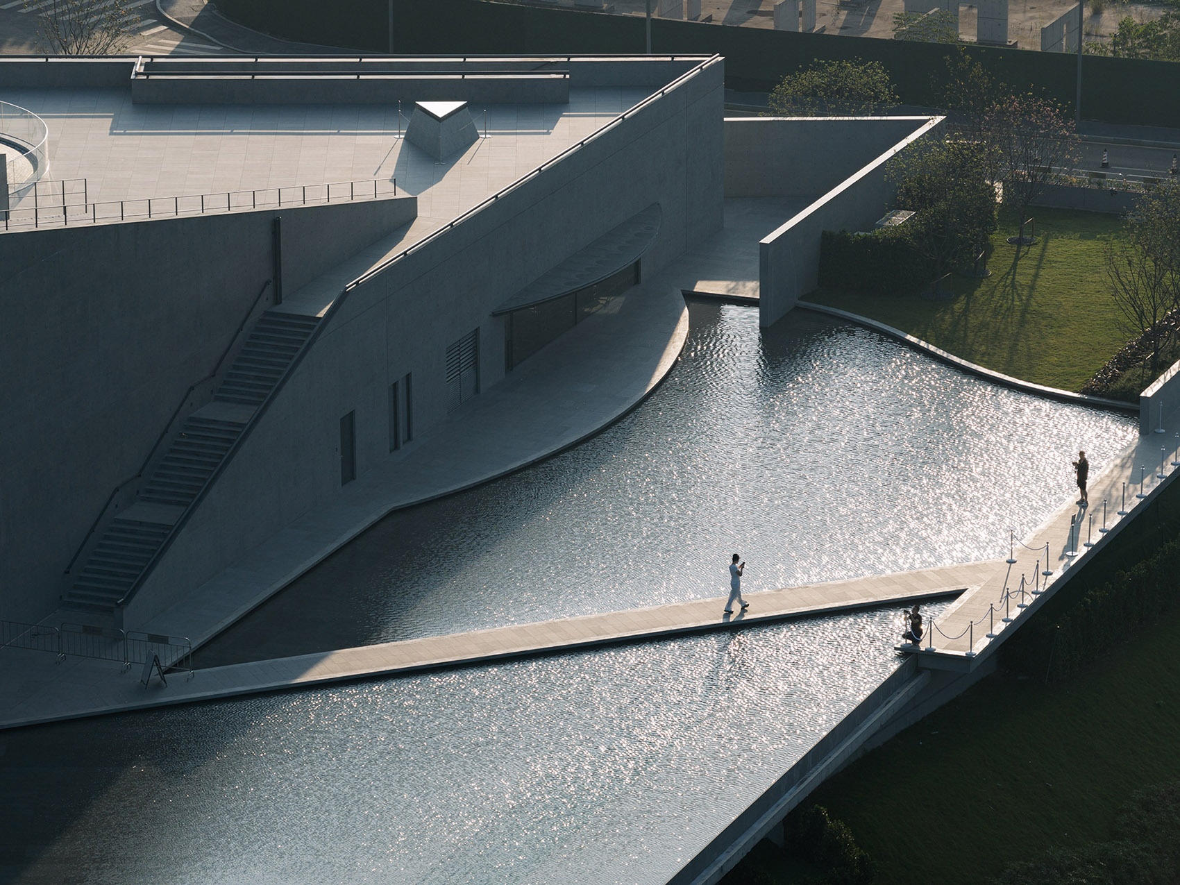 摄影作品:安藤忠雄“诗之礼堂”,孔锦权丨中国河源丨安藤忠雄建筑事务所-10