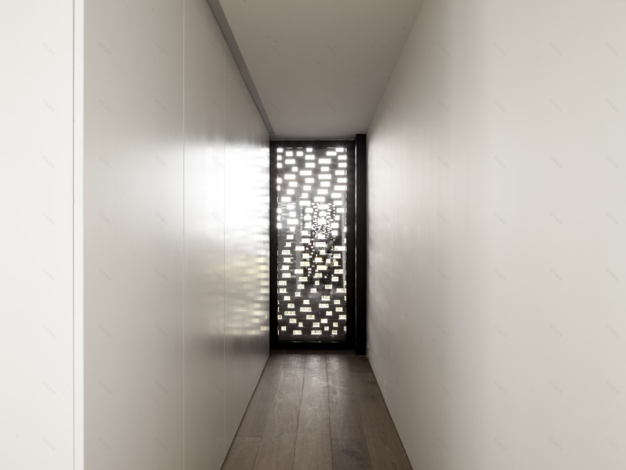 比利时 Aalst 山巅别墅——简约优雅的私人住宅设计-20