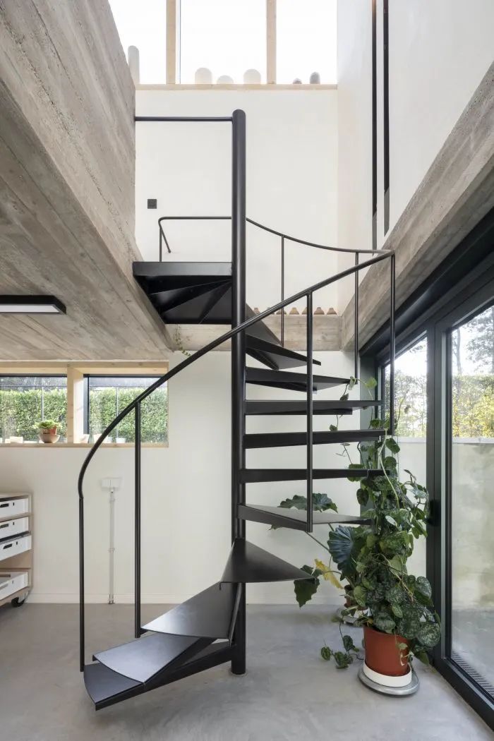 比利时陶艺家 Vera Stoefs 工作室丨Lava architecten-12