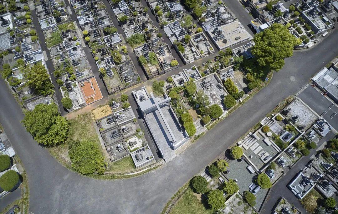 镰仓雪之下教堂公墓丨日本神奈川丨Takeshi Hosaka Architects-13