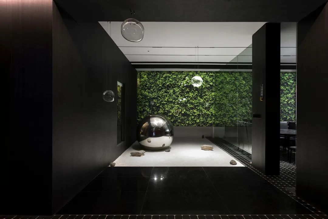 厦门地下餐厅融入天然氧吧,打造轻灵惬意就餐氛围-23