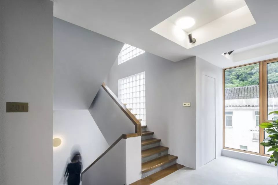 去欧式符号的舟山民宿，凝视自然的海景生活-68