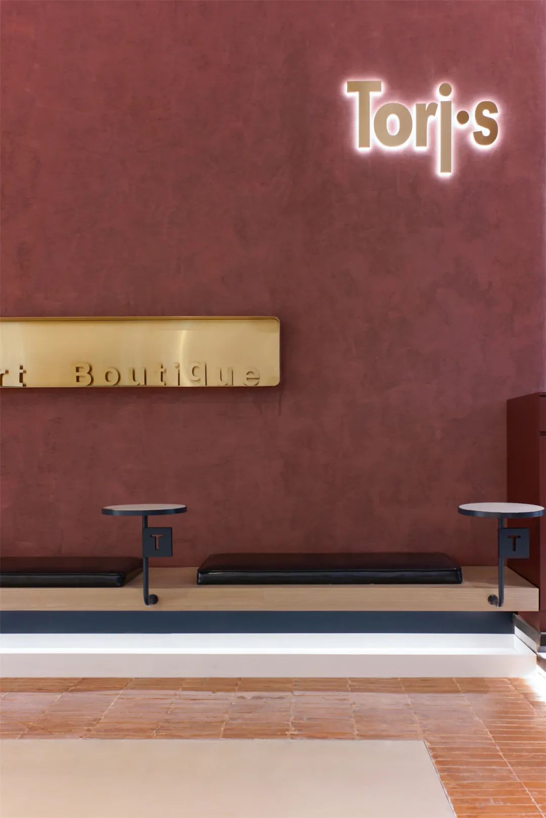 上海 110㎡甜品餐厅打造梦幻花园空间-11