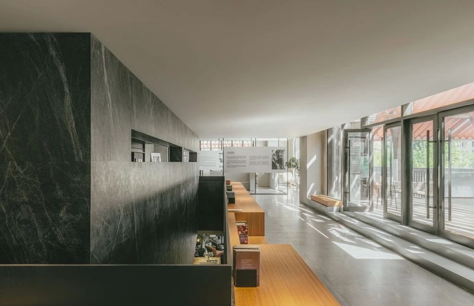 檀谷单向空间及十三邀小酒馆丨中国北京丨BUZZ庄子玉工作室-45