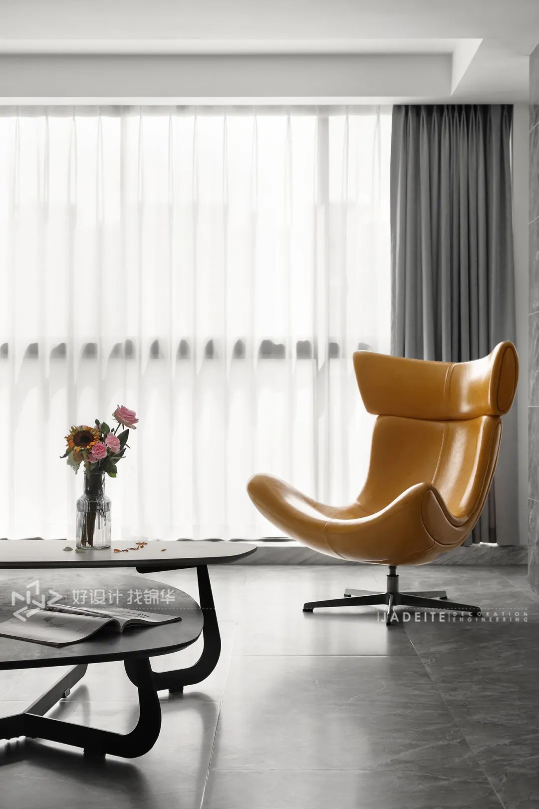 现代简约单身小姐姐之家-0